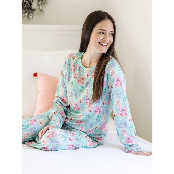 Women's Annie Pants Set | Home Sweet Home Mary Square - Picture 1 of 7